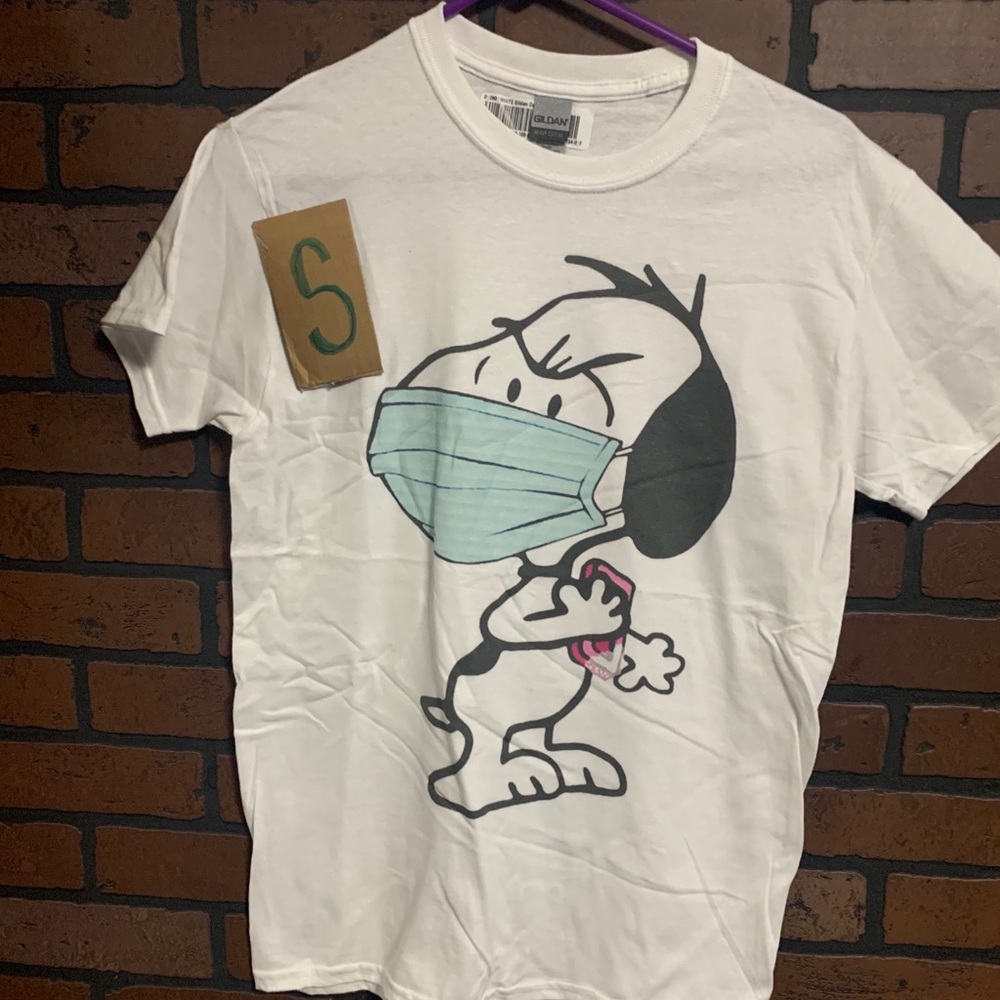 Graphics tees - Picture 3 of 3